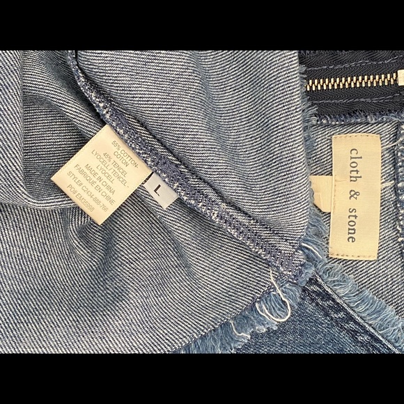 Cloth & Stone blue Denim frayed shot sleeve sz L - Picture 3 of 8